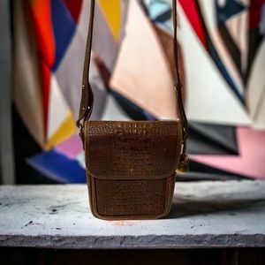 Vintage Brahmin cross body